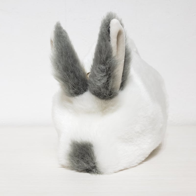 ふわふわのポーチさん ヒマラヤンうすブルー | rabbica ONLINE STORE