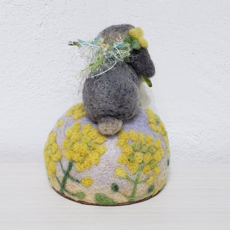 ［羊毛針刺し］ウサギと菜の花
