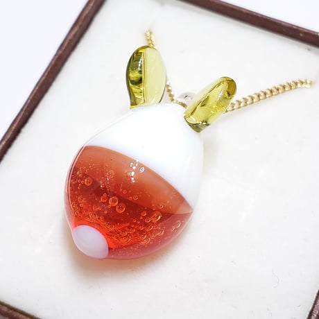 クリームソーダうさぎのペンダント-531