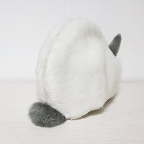 ふわふわのポーチさん ヒマラヤンうすブルー