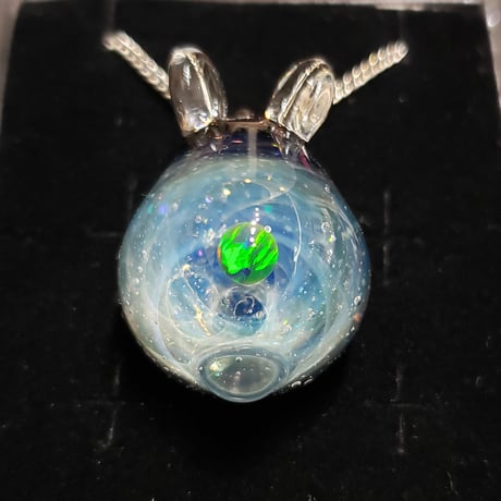 宇宙うさぎのペンダント‐321