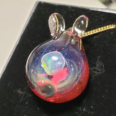 宇宙うさぎのペンダント‐633
