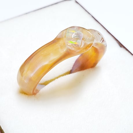 水面の指輪（オパール入り）11号