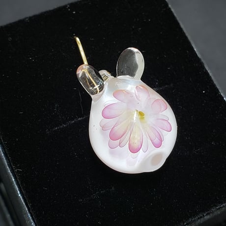 【春限定】桜うさぎのピアス(イヤリング、ペンダント変更可)-448