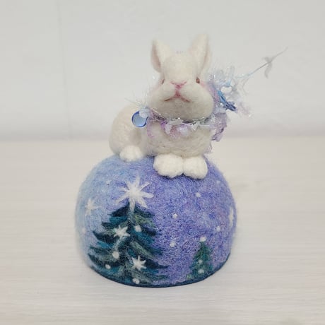 ［羊毛針刺し］ ウサギ(星飾り)