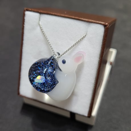 うさぎと星空のペンダント-771