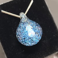 星屑のペンダント(ロップオパール入り)-