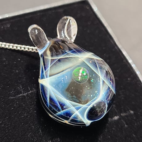 宇宙うさぎのペンダント-756