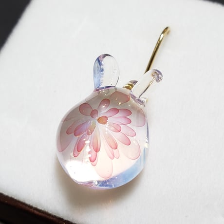 【春限定】桜うさぎのピアス（イヤリング、ペンダント変更可）-479