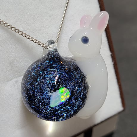 うさぎと星空のペンダント-771