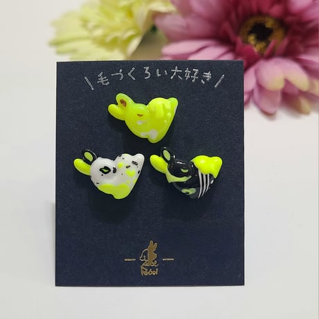 毛づくろい大好き♡(グレイジードリップ)（ピアス）