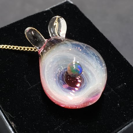 宇宙うさぎのペンダント‐629