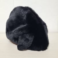 ふわふわのポーチさん ロップイヤー ブラックセルフ