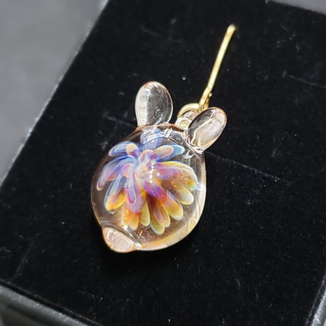 お花うさぎのピアス(イヤリング変更可)-457