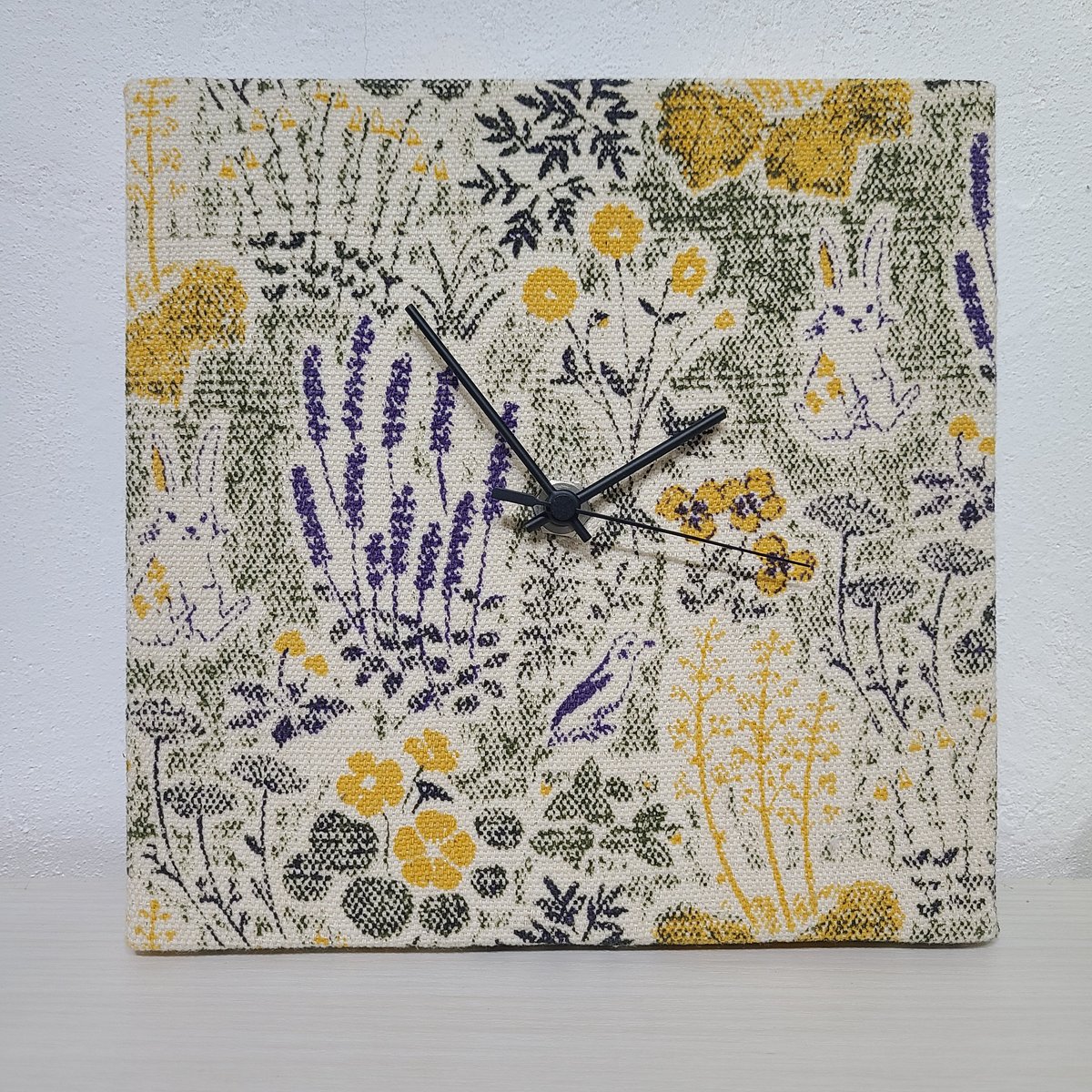 ららファブリックパネル のはらうさぎ」ファブリックパネル時計 -green- | rabbica