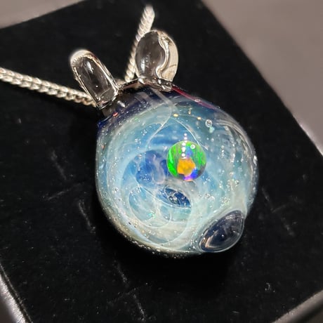 宇宙うさぎのペンダント‐321