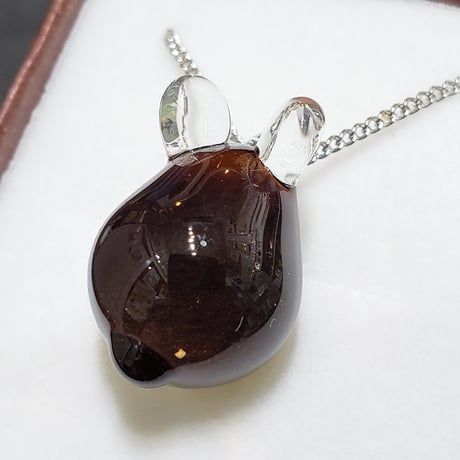 ミニうさぎのペンダント‐621