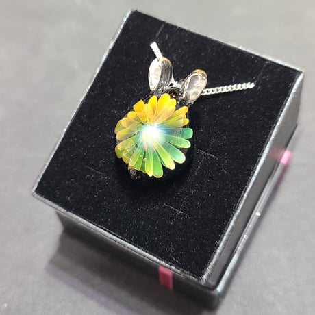 虹の花うさぎのペンダント-808