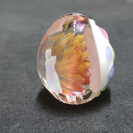 うさぎとお花のイースターエッグ