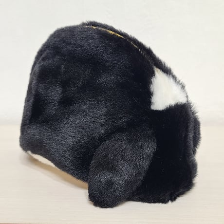 ふわふわのポーチさん ロップイヤー ブラックシルバーマーチン