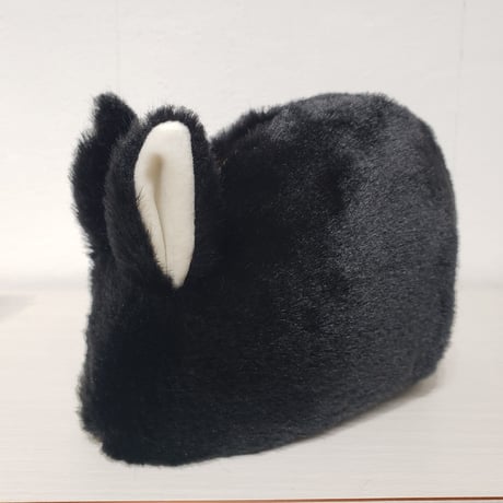 ふわふわのポーチさん 真っ黒ブラック