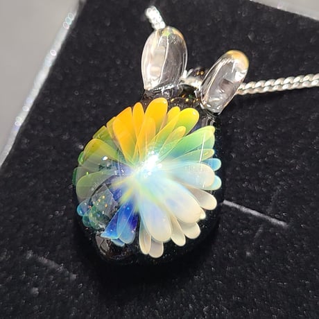 虹の花うさぎのペンダント-819