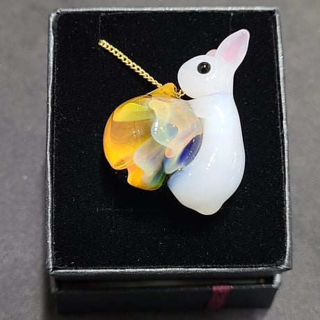 うさぎとオーロラのペンダント-746