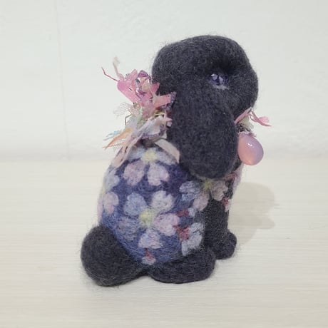 ［羊毛マスコット］玉兎《夜桜》
