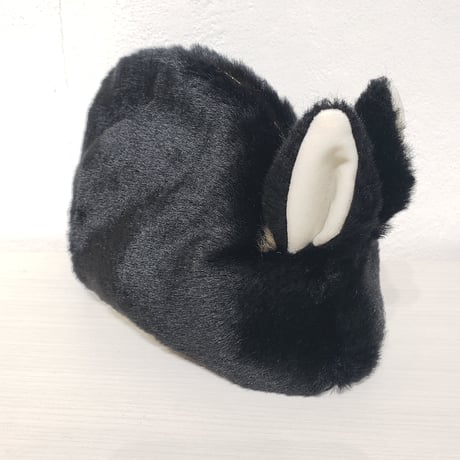 ふわふわのポーチさん ブラックオター