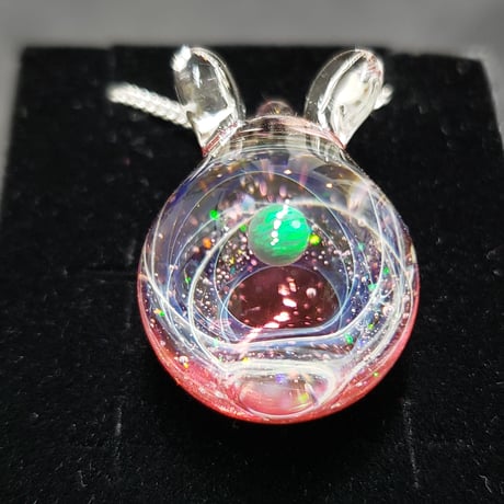 宇宙うさぎのペンダント‐578