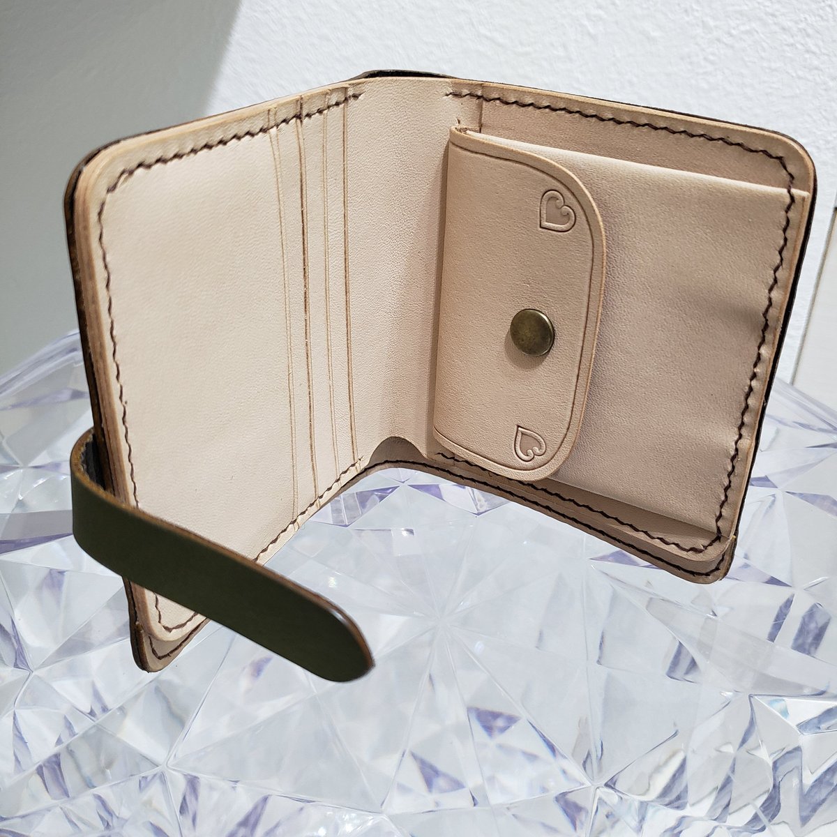 うさぎの二つ折り財布 | rabbica ONLINE STORE