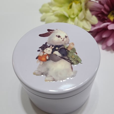 缶の小物入れ
