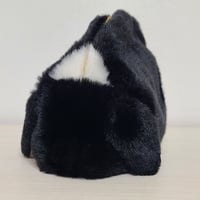 ふわふわのポーチさん ロップイヤー ブラックシルバーマーチン