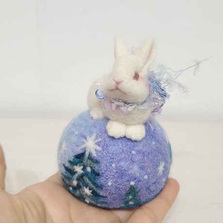 ［羊毛針刺し］ ウサギ(星飾り)