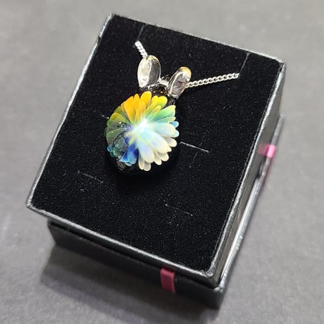 虹の花うさぎのペンダント-819