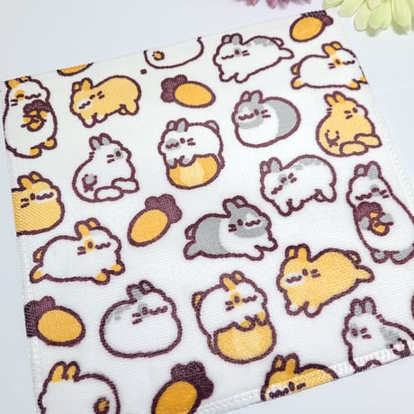 うさぎいっぱいハンカチタオル