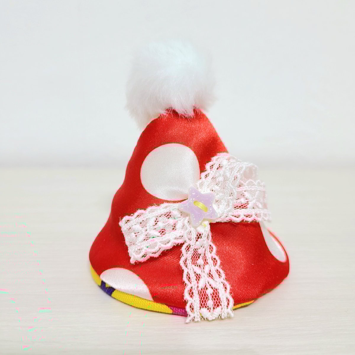 三角パーティハット （赤ドット） | rabbica ONLINE STORE