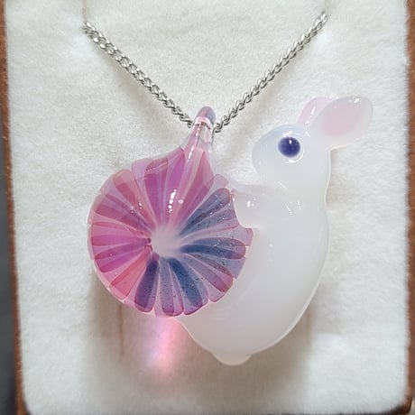 うさぎと紫陽花のペンダント-799