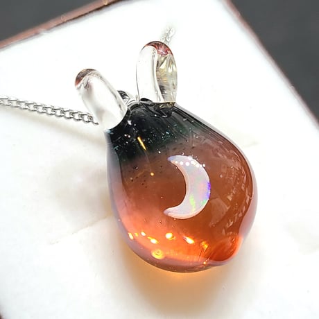 タンザナイトのペンダント