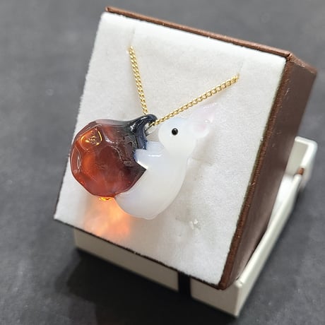 タンザナイトのペンダント