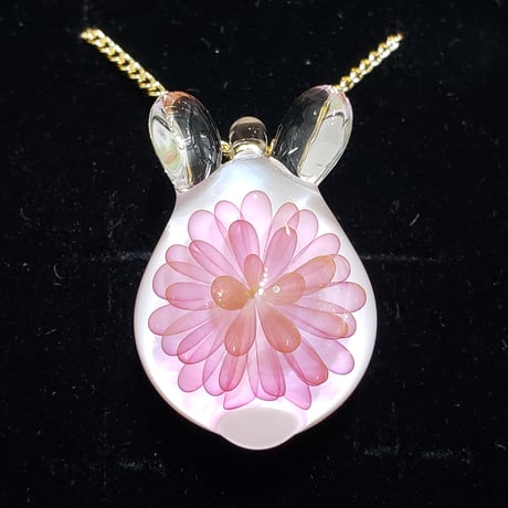 CATEGORY 【春限定】桜うさぎのペンダント | rabbica ONLINE STORE