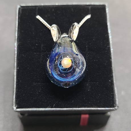 宇宙うさぎのペンダント-783