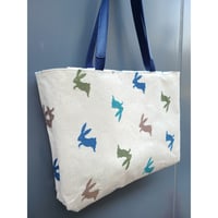 刺繍うさぎのトートバッグ