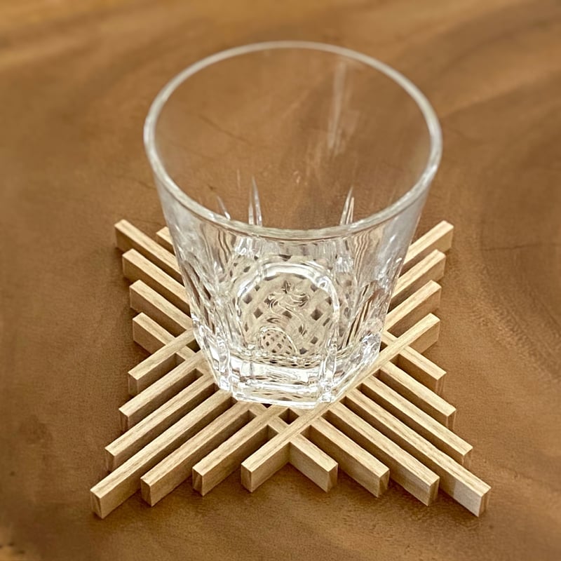 格子コースター(凹カーブ) ホワイトアッシュ | 組手幸房 階 〜KUDE