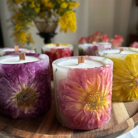 完売【再販】ボタニカルキャンドル かすみ草キャンドル キャンドルホルダー