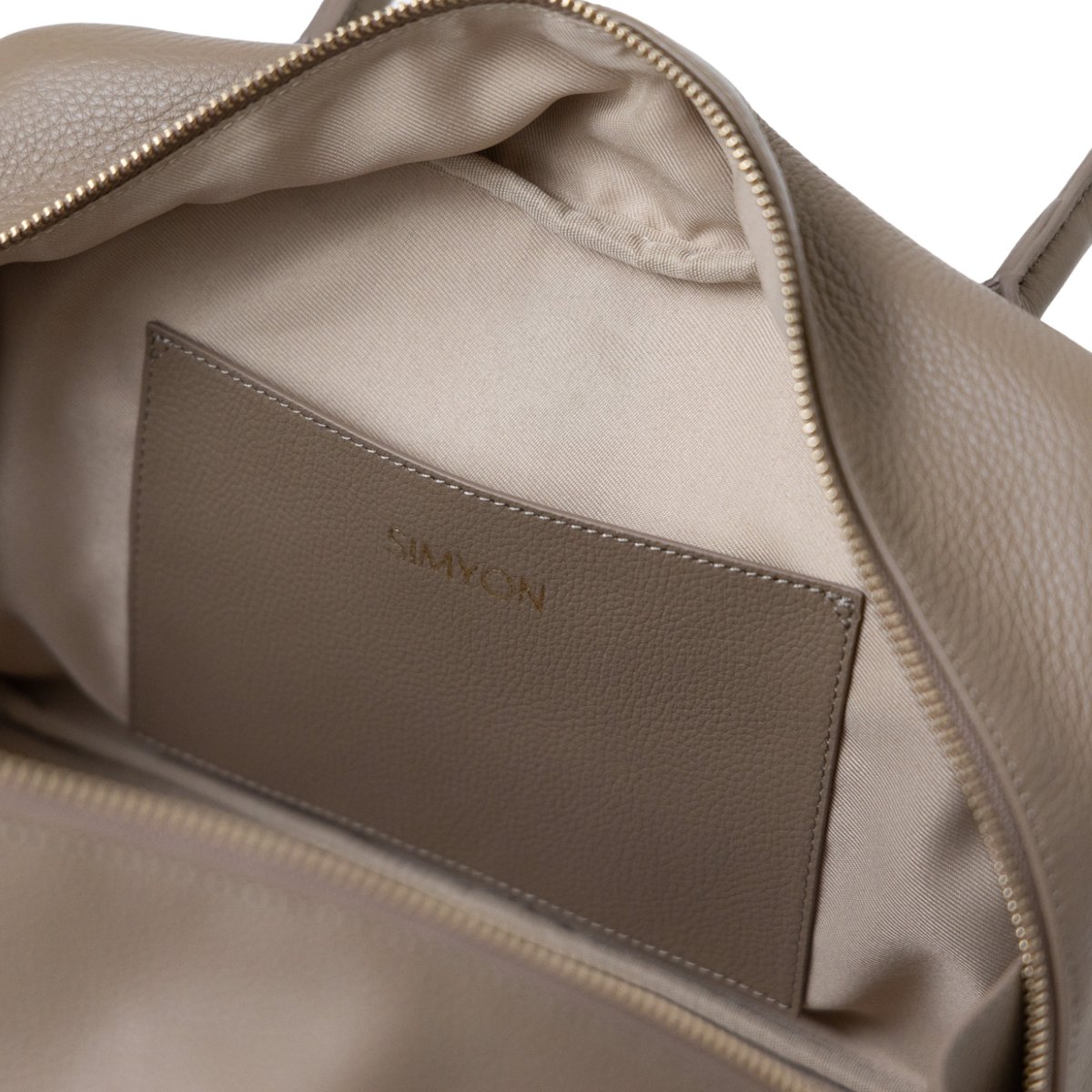 Simyon 【SIMYON】スクエアボストンBAG_Mサイズ:トープモカ | MOMOKO STORE