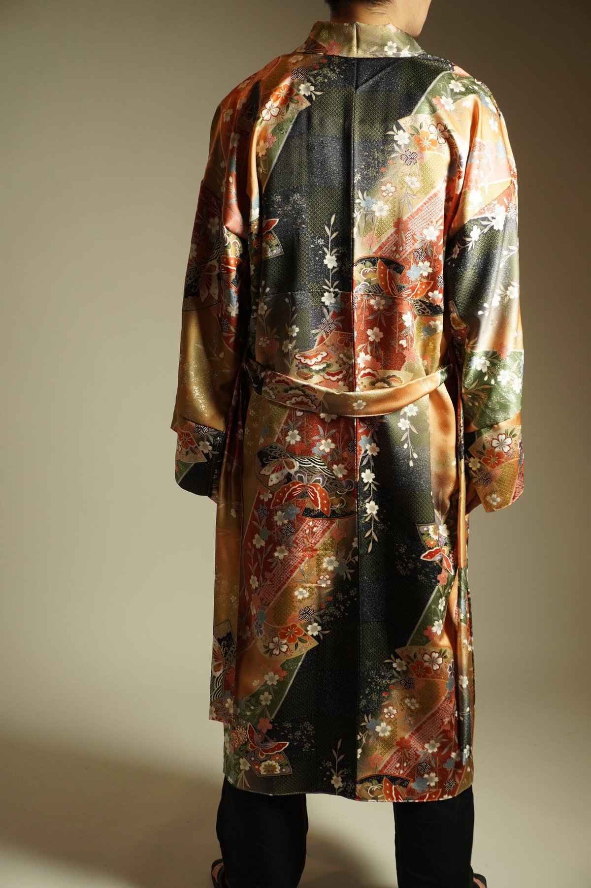 KIMONO REMAKE GOWN/unisex | KESHIKI GALLERY