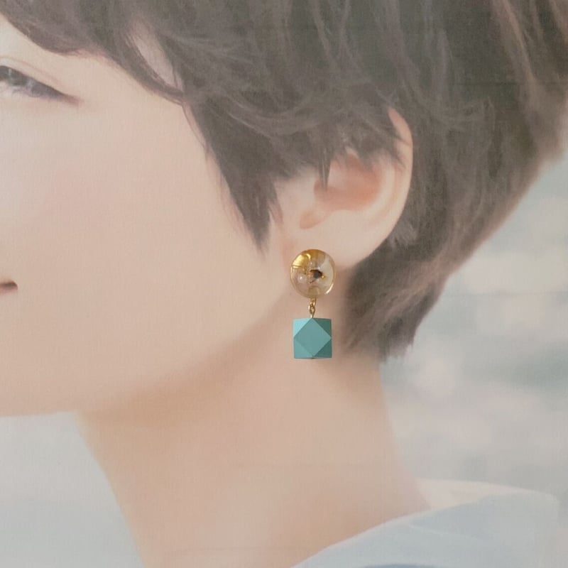 264 モウモウビーズの変わりピアス 264 モウモウビーズの変わりピアス