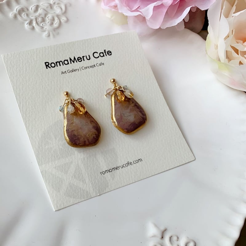 瑪瑙-メノウ（アゲートスライス）』（グレー）レジンとチェコビーズ