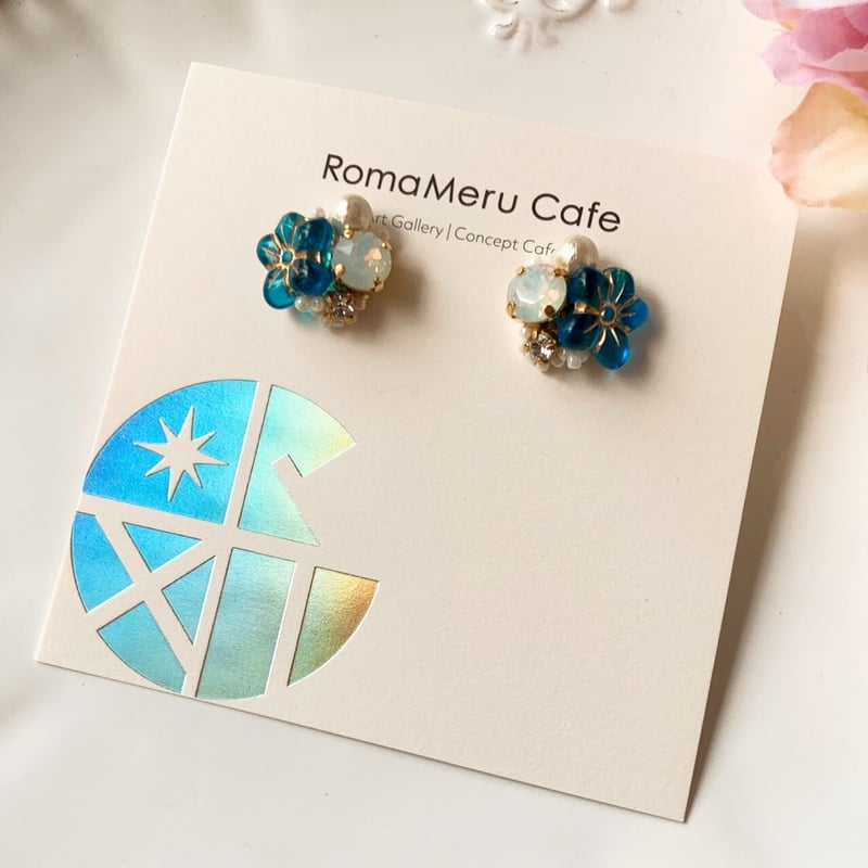 魔女の庭』コットンパール×スワロフスキー×チェコビーズのピアス